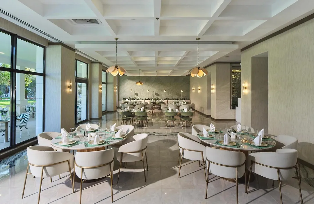 Fashiontv Luxe Resort-1