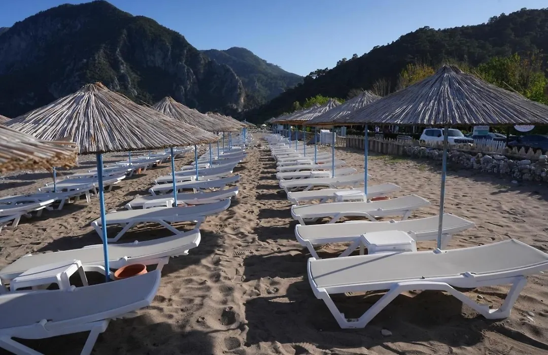 Gayb-I Bungalows , Plus 12 Years Old - Free Access To Beach-1