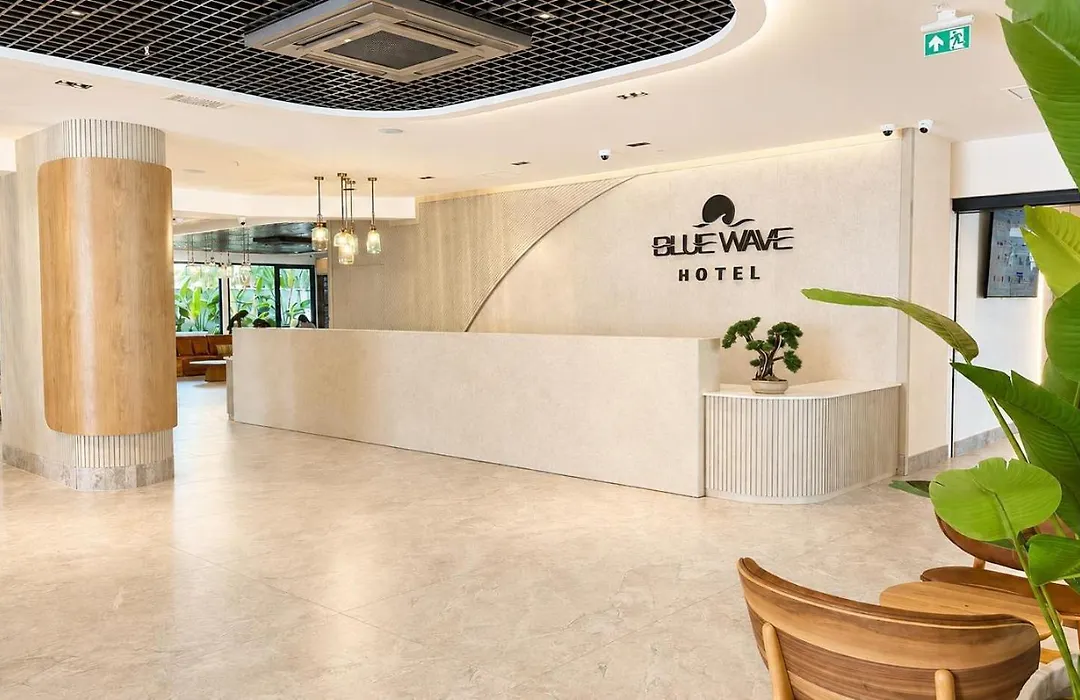 Blue Wave Suite Hotel-1