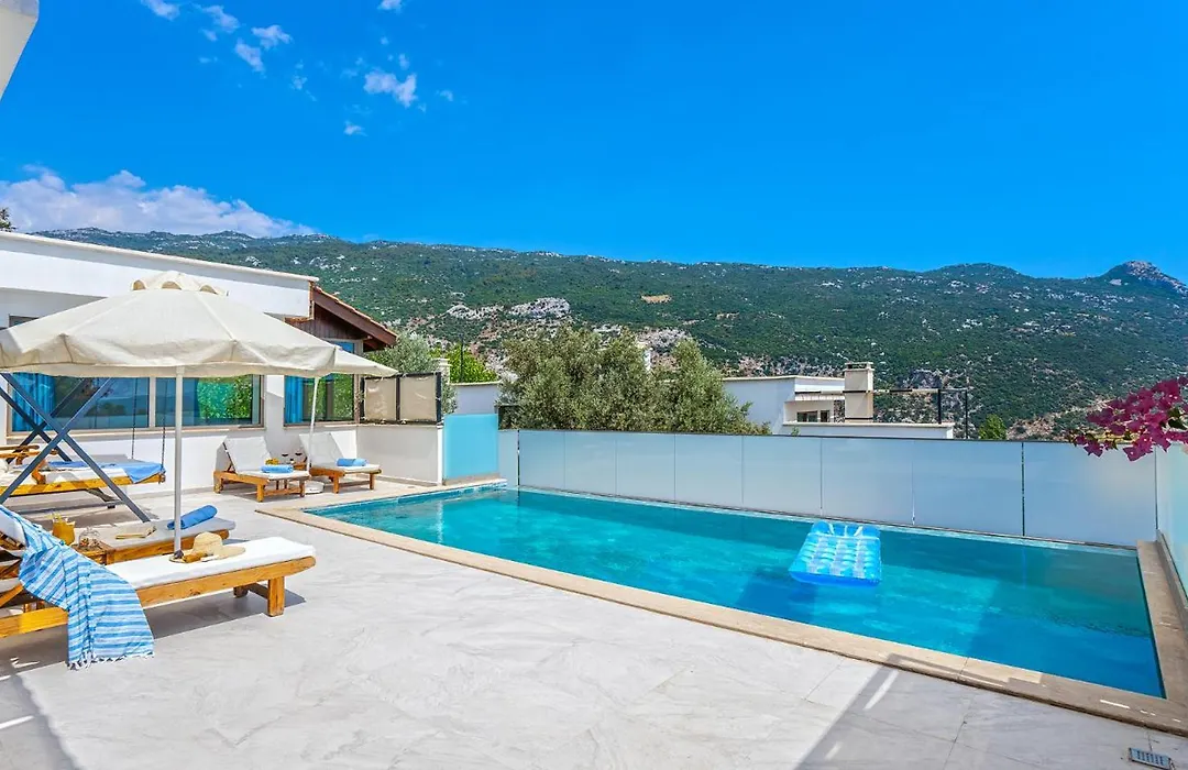 Secluded Sea-View Family Escape-Villa Bella2 Sardunya-1