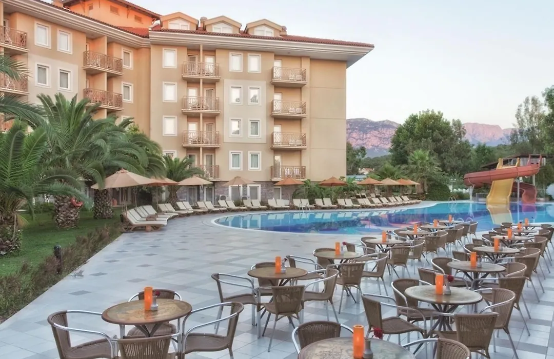 Akka Hotels Claros-1