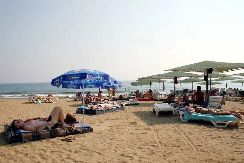 Aska Sun Queen Beach Hotel-1