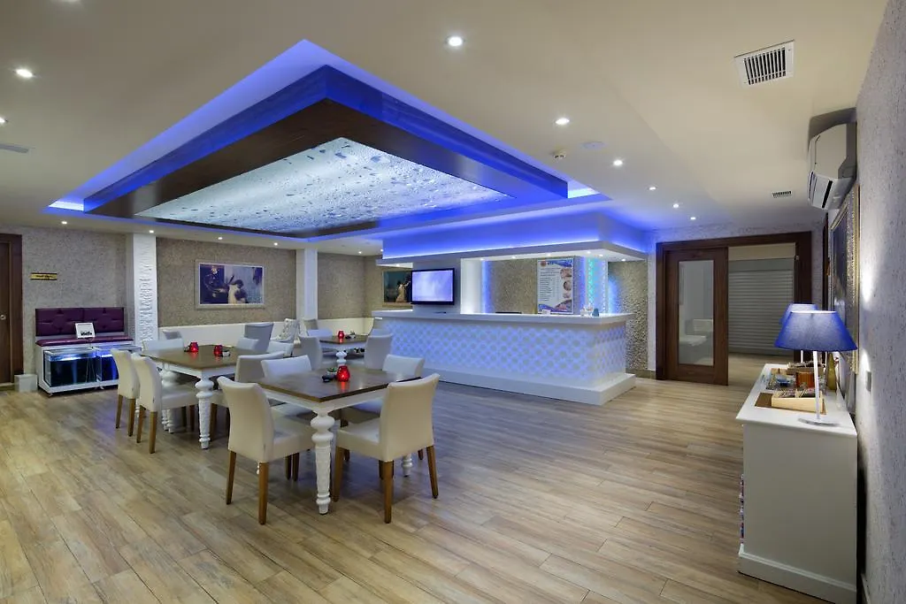 Villa Moonflower Aparts & Suites-1