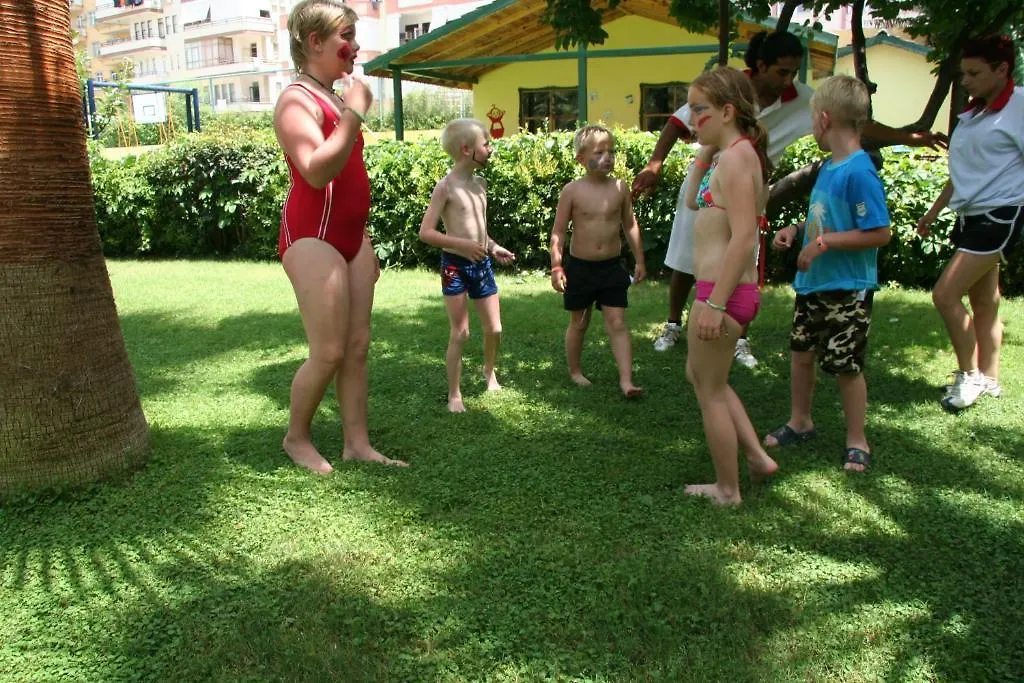 Elysee Garden Family Hotel-1