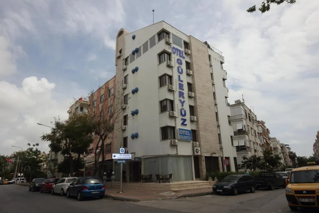 Hotel Gueleryuez 2-1