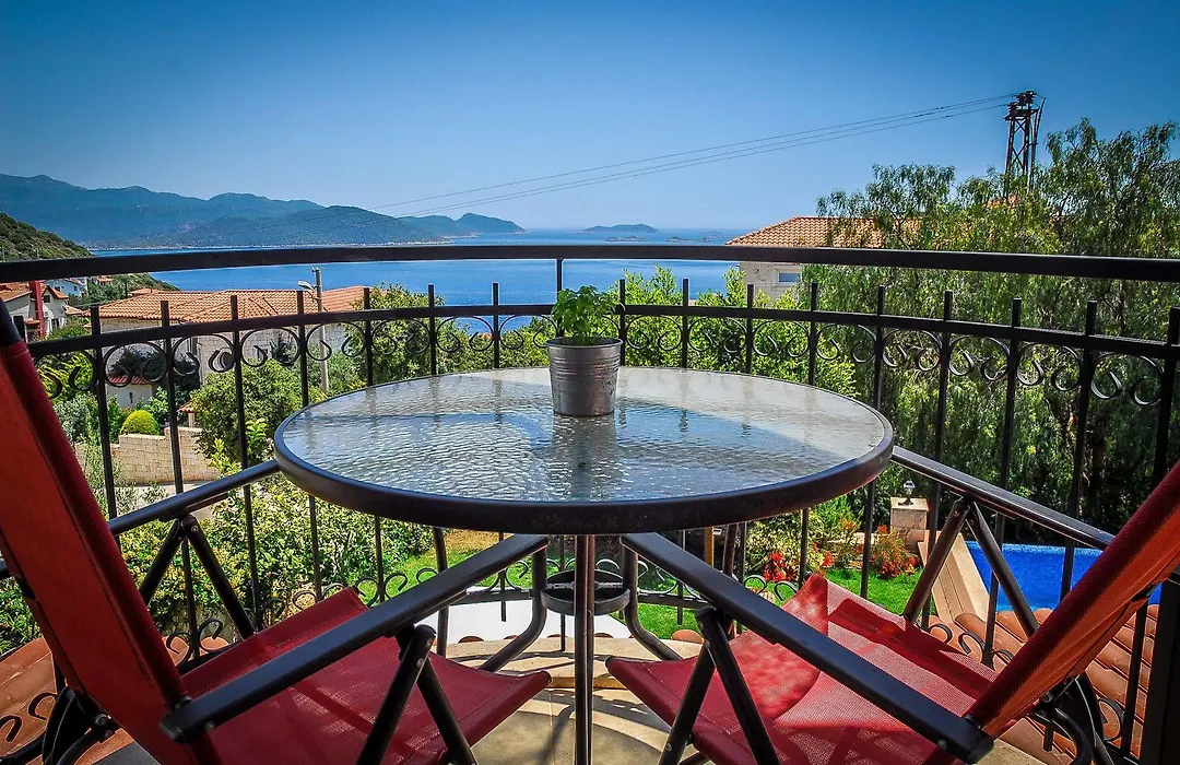 Villa Lumina-1