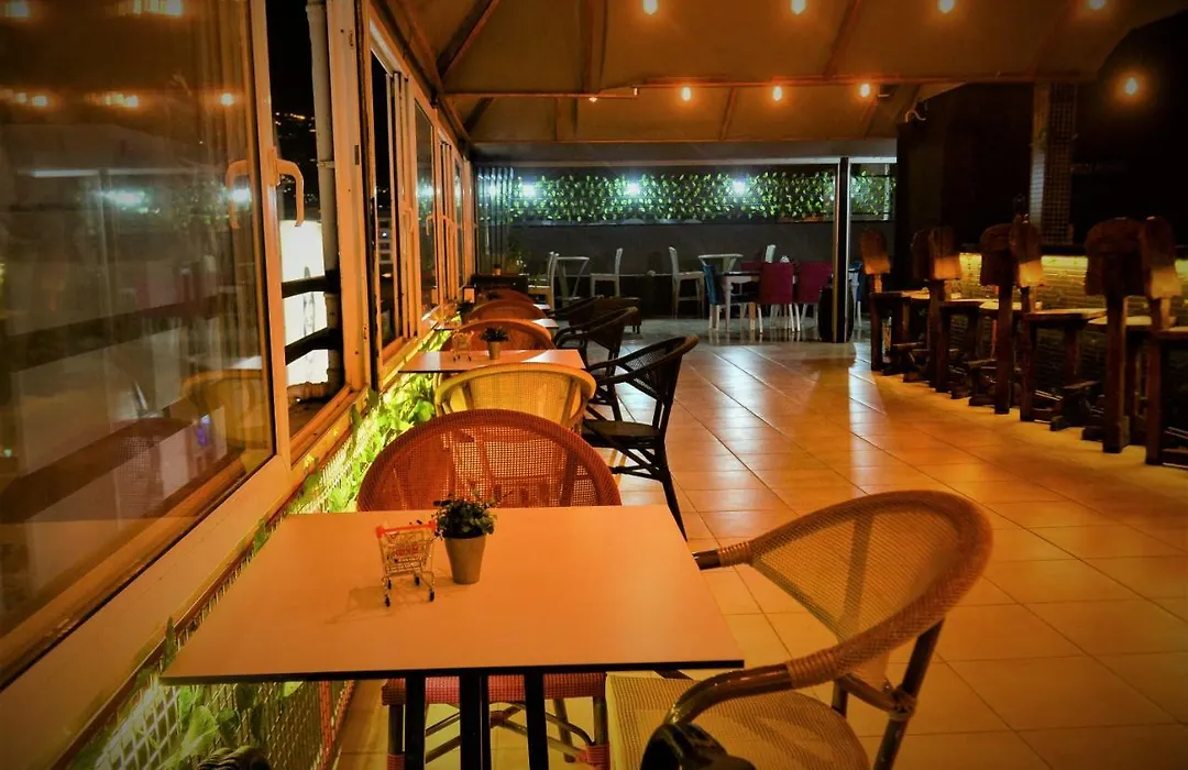Melody Hotel-1