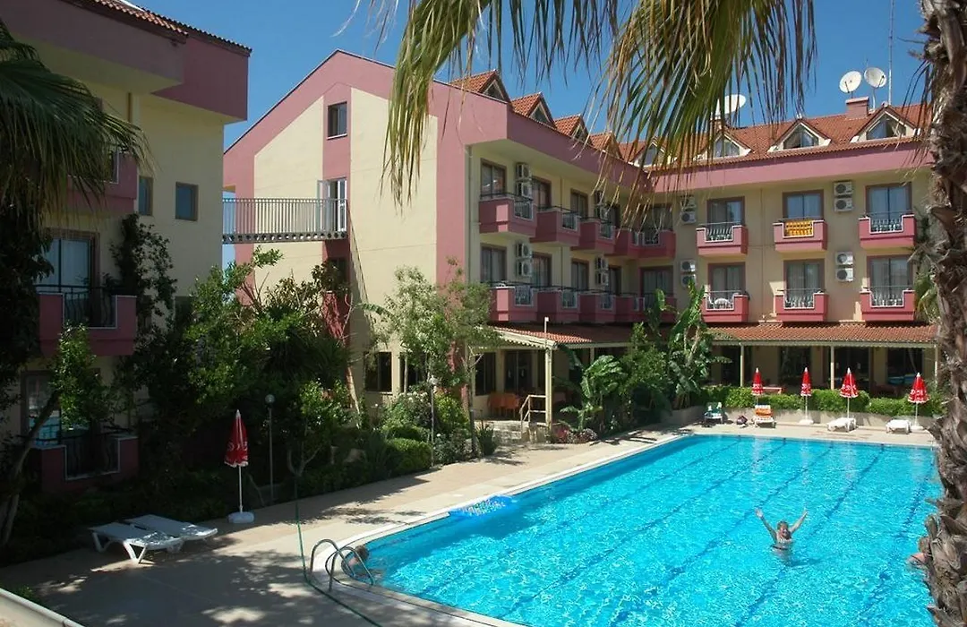 Silver Hotel-1