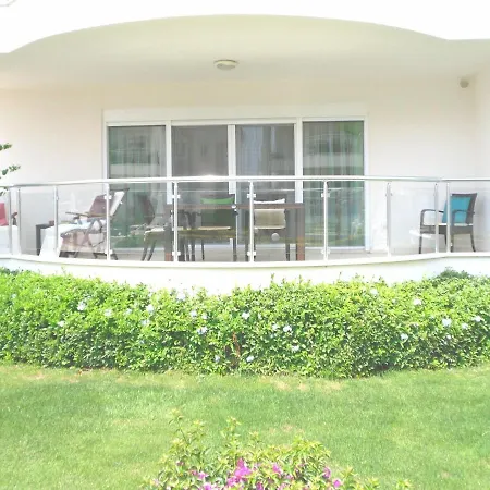 Gorgeous 2 Bed Private Ground Floor Home In One Of Sides Most Exclusive Communi-2