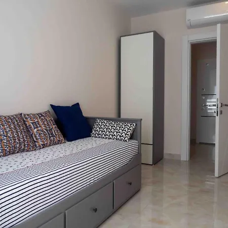 Cleopatra Apartment-2
