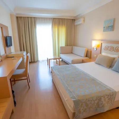 Titan Select Hotel Ultra All Inclusive-3