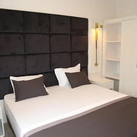 In Suit Luxury-3