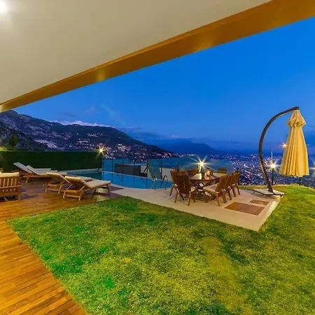 City And Sea View Pool Luex Villa-3