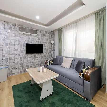 Modern And Cozy Apartment With Central Location And Balcony In Muratpasa, Antalya-3