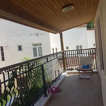 Side Luxury Villa-3