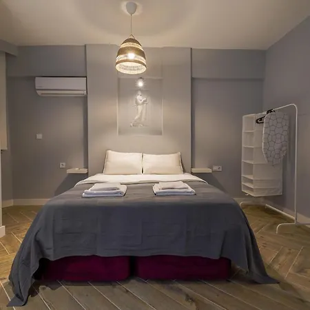 Central Flat Near Beach In Muratpasa Antalya-3