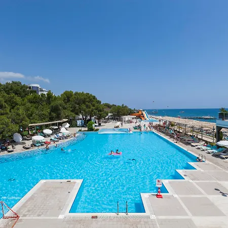 Perre La Mer Hotel Resort & Spa-2