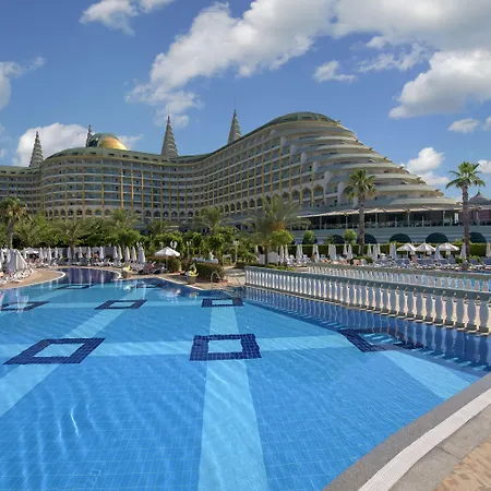 Delphin Imperial Lara-2