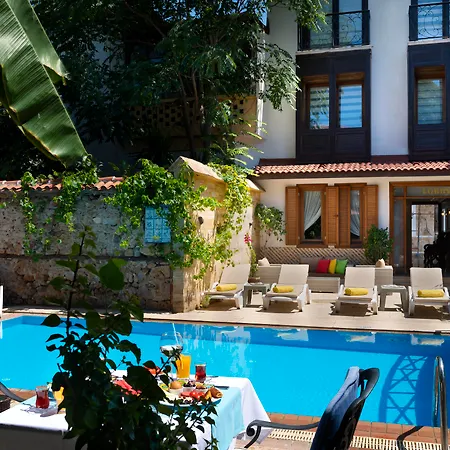 Castle Old Town Hotel-2