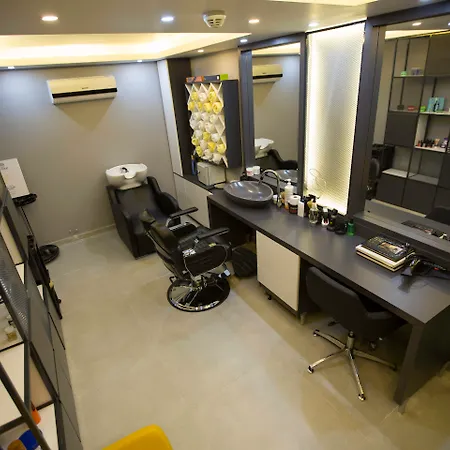 Laren Family Hotel & Spa - Boutique Class-2