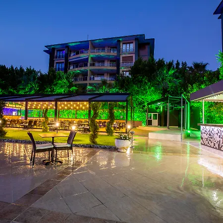 Royalisa Hotel-3