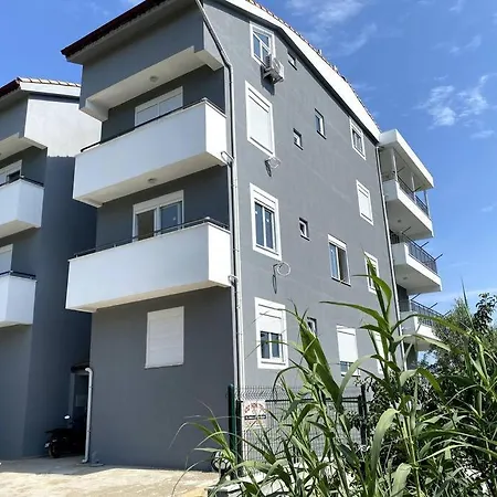 Brand New, Large Apartment Near The Sea In Side-3