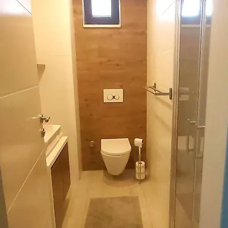 Mountain View - Stunning 2 Bedroom Apartment-2