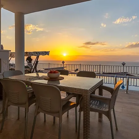 Seascape Villa-2