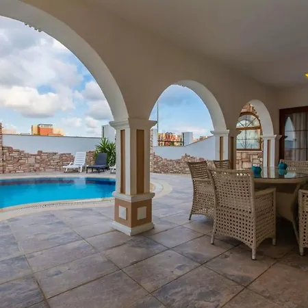 Luxurious Villa With Private Pool In Antalya-2