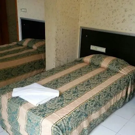 Red Stars Anex Hotel-2