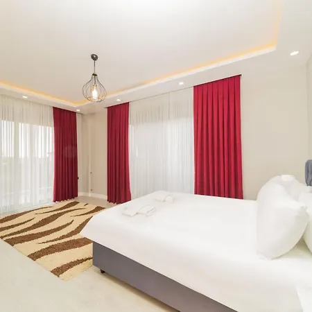 Villa With Pool Garden And Terrace In Antalya-2