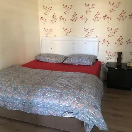 Lara Denize 900 Metre Havuzlu 1+1 Oezel Muethis Lokasyon Ev-2