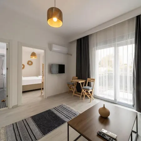 Comfortable Modern Flat With Balcony In Muratpasa-3
