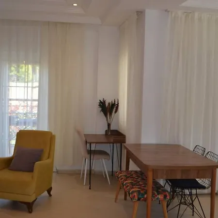 Sleeps 7, Luxurious Villa With Private Pool - Awz 245-3