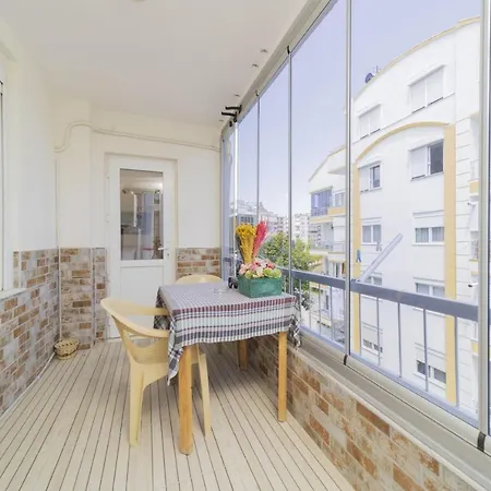 Flat Close To Beach With Balcony In Konyaalti-3