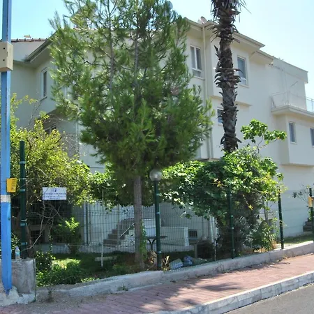 Martili Villa Famili Home-2