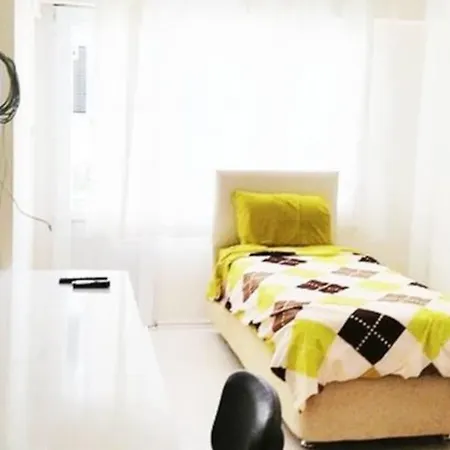 Central Cozy Flat Fully Furnished 331-3