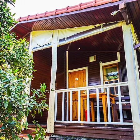 Three Islands Bungalow-2