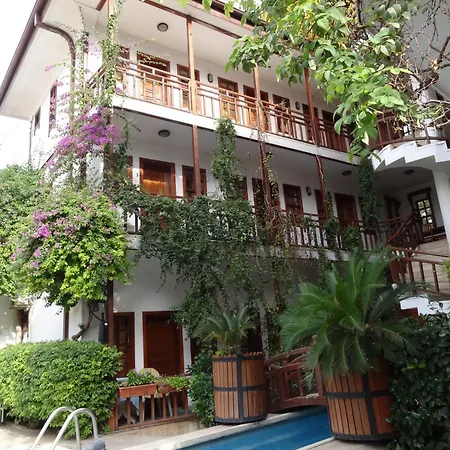 Hotel Karyatit Kaleici-3