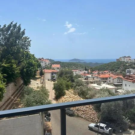 Tayla Suıt-2