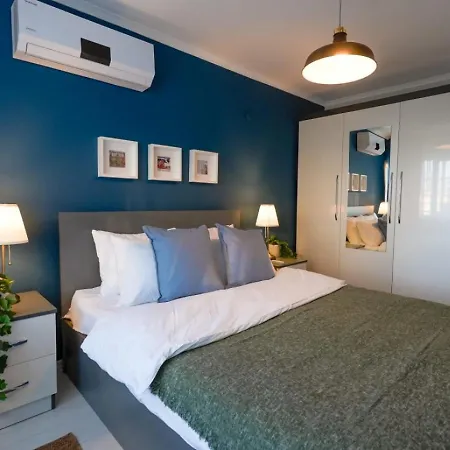 Excellent Flat Near Hadrian'S Gate-2