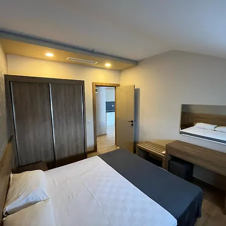 Golden World Suite Hotel-3