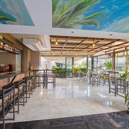 Citrus Luna Suite Hotel-3