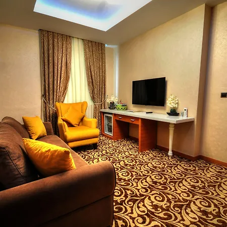 Golden Deluxe Hotel-2