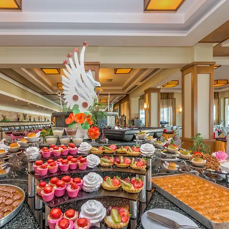 Royal Atlantis Spa & Resort-2