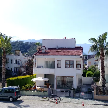 Dinara Apart Hotel-3