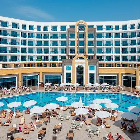 The Lumos Deluxe Resort Hotel-2