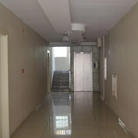Best House Apart 1-2