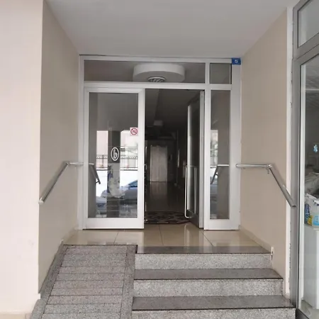 Best House Apart 1-3