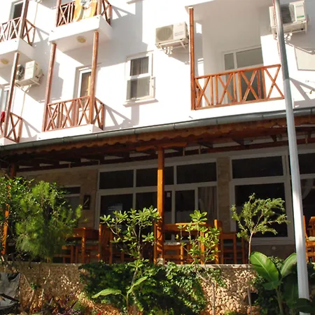 Rain Hotel-3